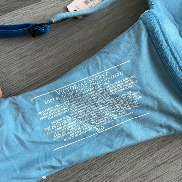 Victoria’s Secret body by Victoria lined perfect coverage 34D - Picture 9 of 9